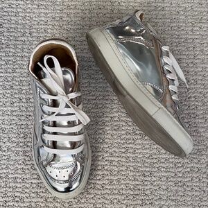 MM6 Maison Margiela Low Top Sneakers in Silver & White
